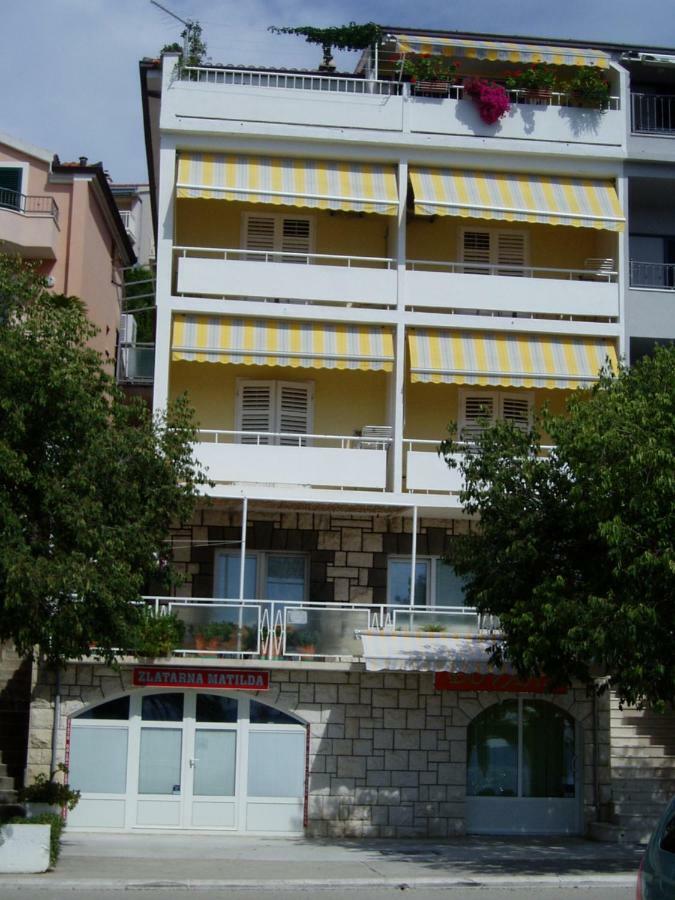 Apartments And Rooms Niksa Podgora Exteriér fotografie
